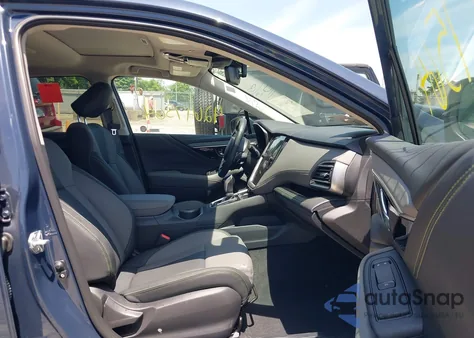 2025 Subaru Outback Onyx Edition из США, поврежденный, VIN 4S4BTALC0S3245647